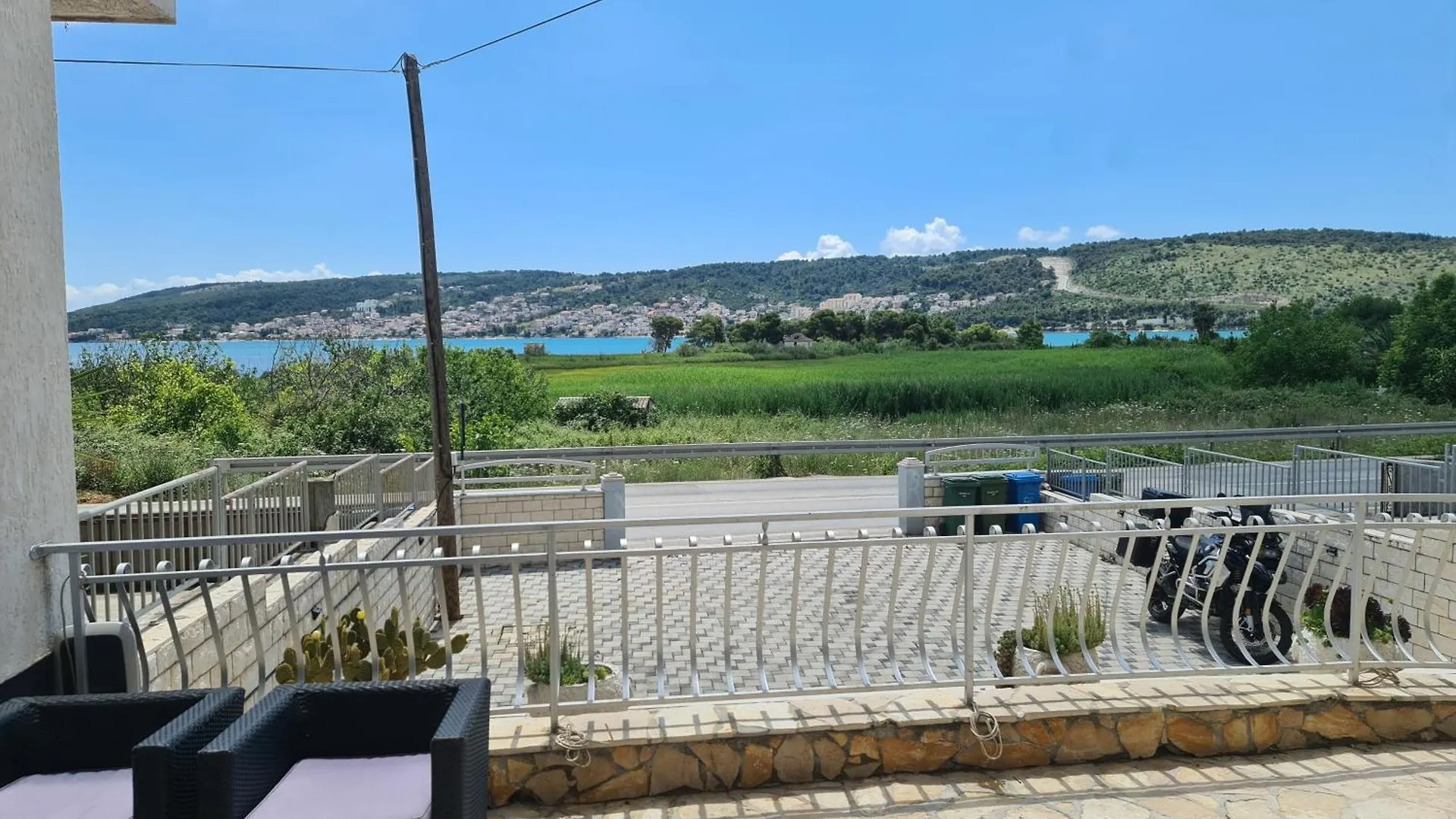 Bridge And Beach Apartments Trogir