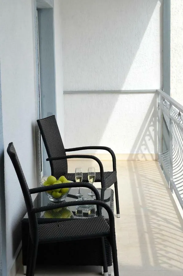 Bridge And Beach Apartments Trogir